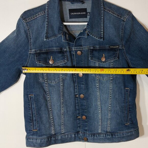 Blue Wash Denim Jean Jacket by Calvin Klein Size Large - Picture 4 of 6